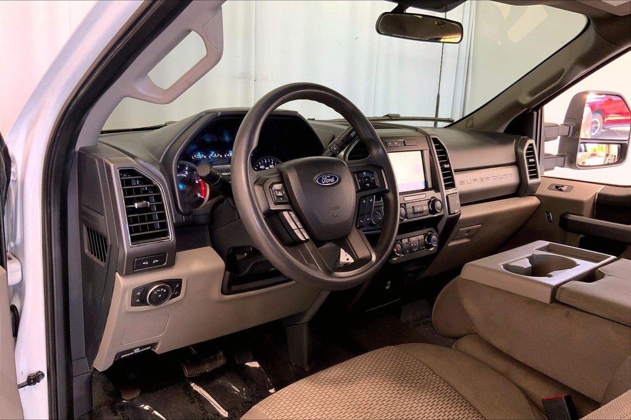 Used 2022 Ford F250 XLT w/ XLT Value Package AWD/4WD image 14