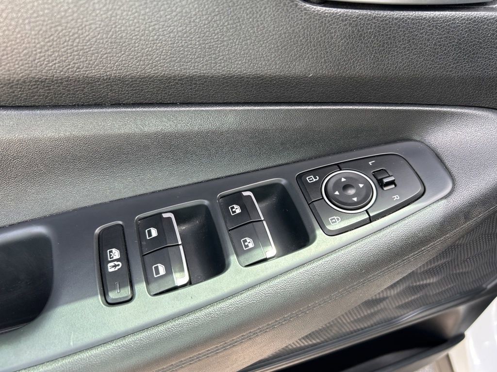 Used 2023 Hyundai Santa Fe SEL w/ Cargo Package image 13