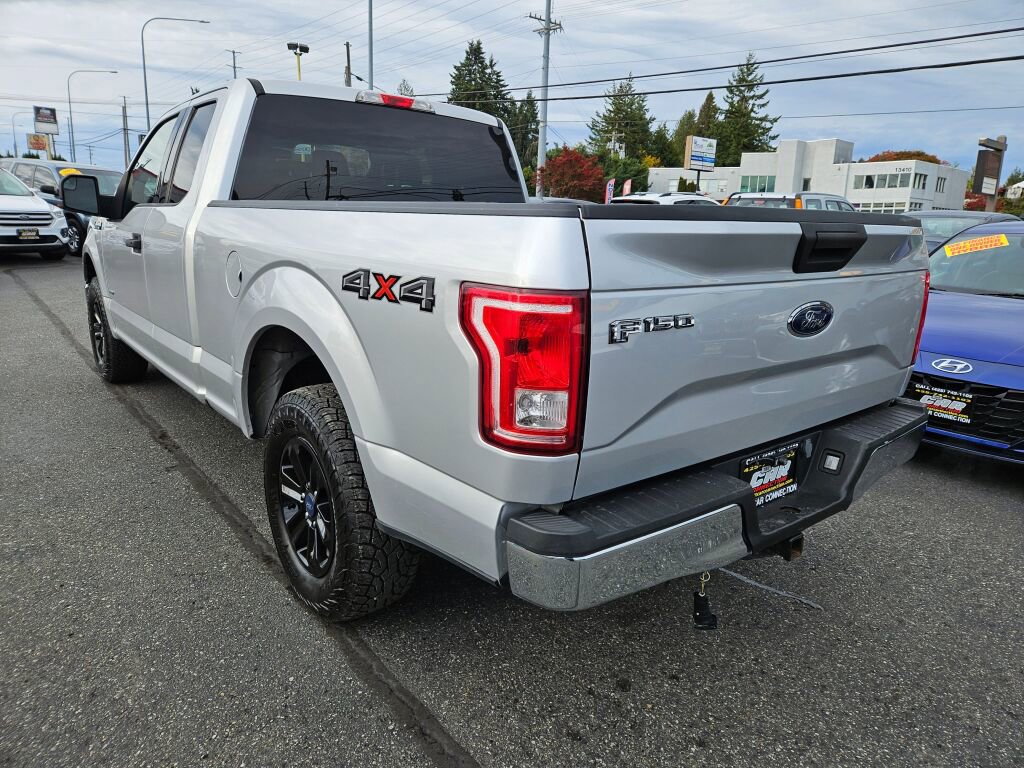 Used 2015 Ford F150 XLT image 6