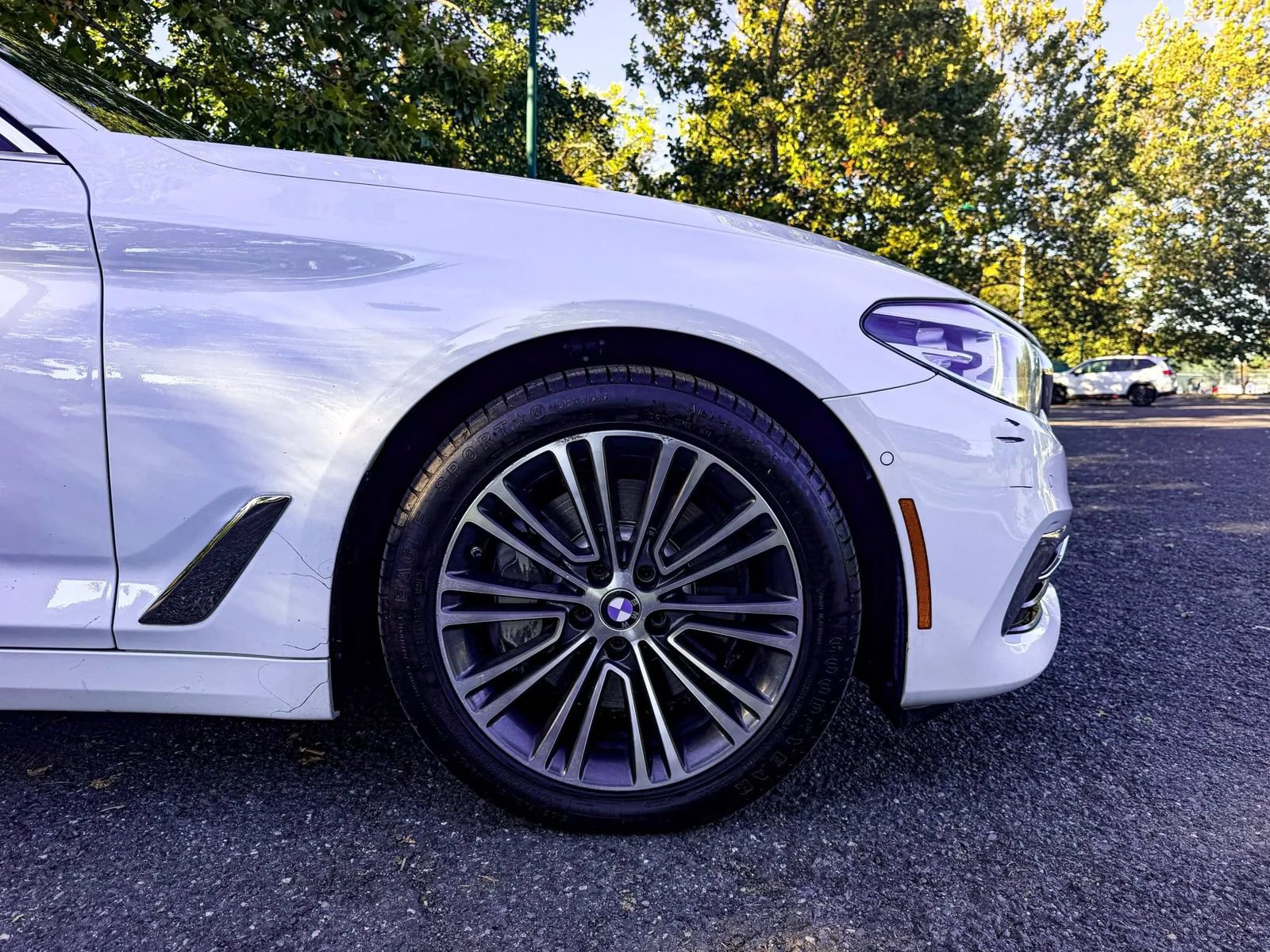 Used 2017 BMW 530i xDrive AWD/4WD image 39