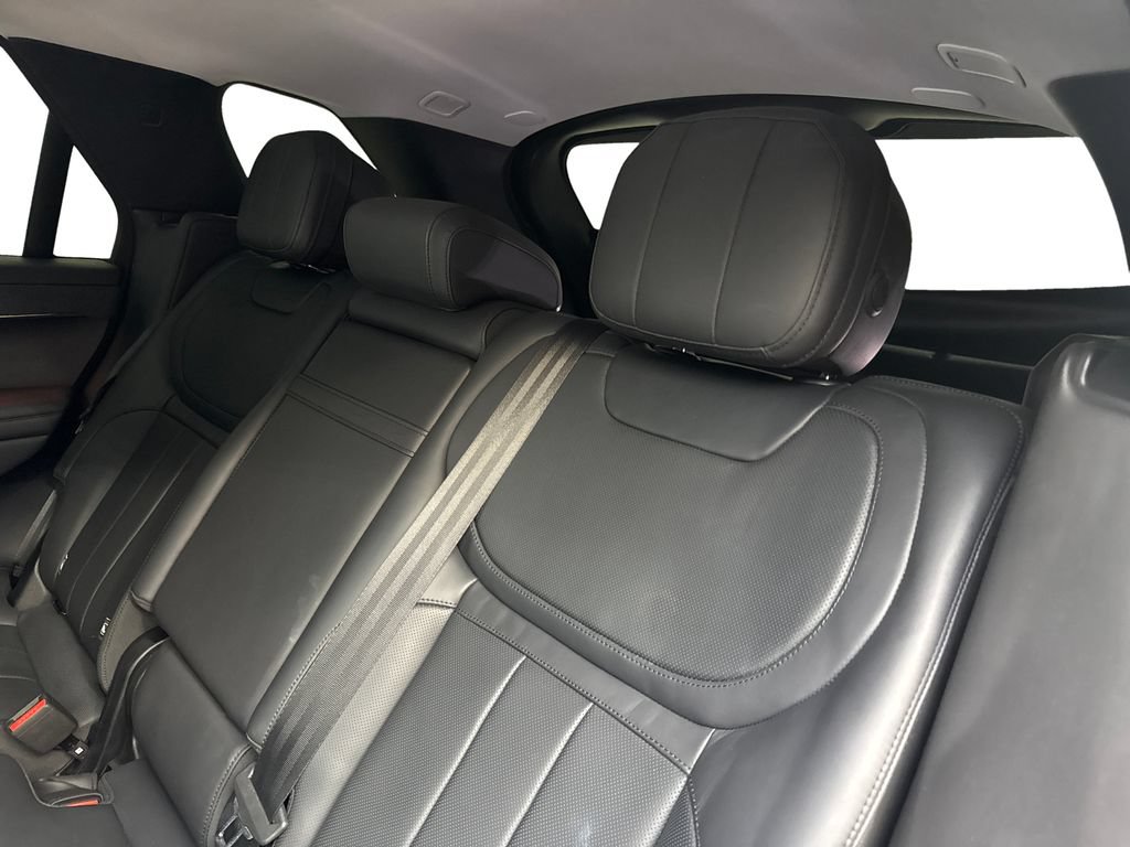 Used 2023 Land Rover Range Rover Sport SE AWD/4WD image 33