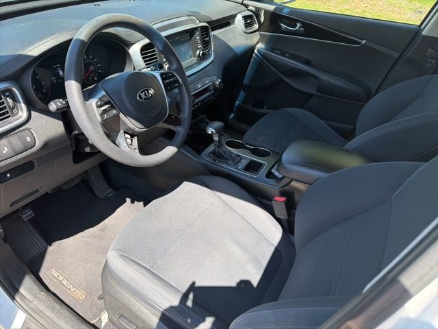 Used 2019 Kia Sorento AWD V6 image 10
