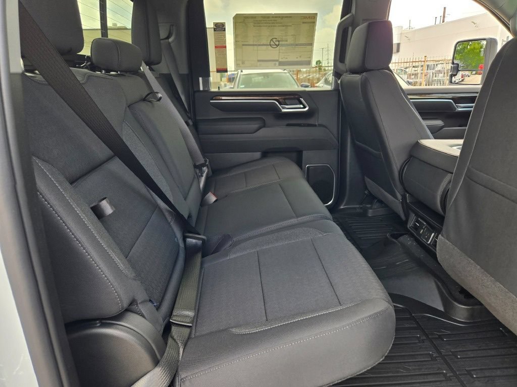 New 2026 GMC Sierra 2500 SLE w/ SLE Value Package; AWD/4WD image 20