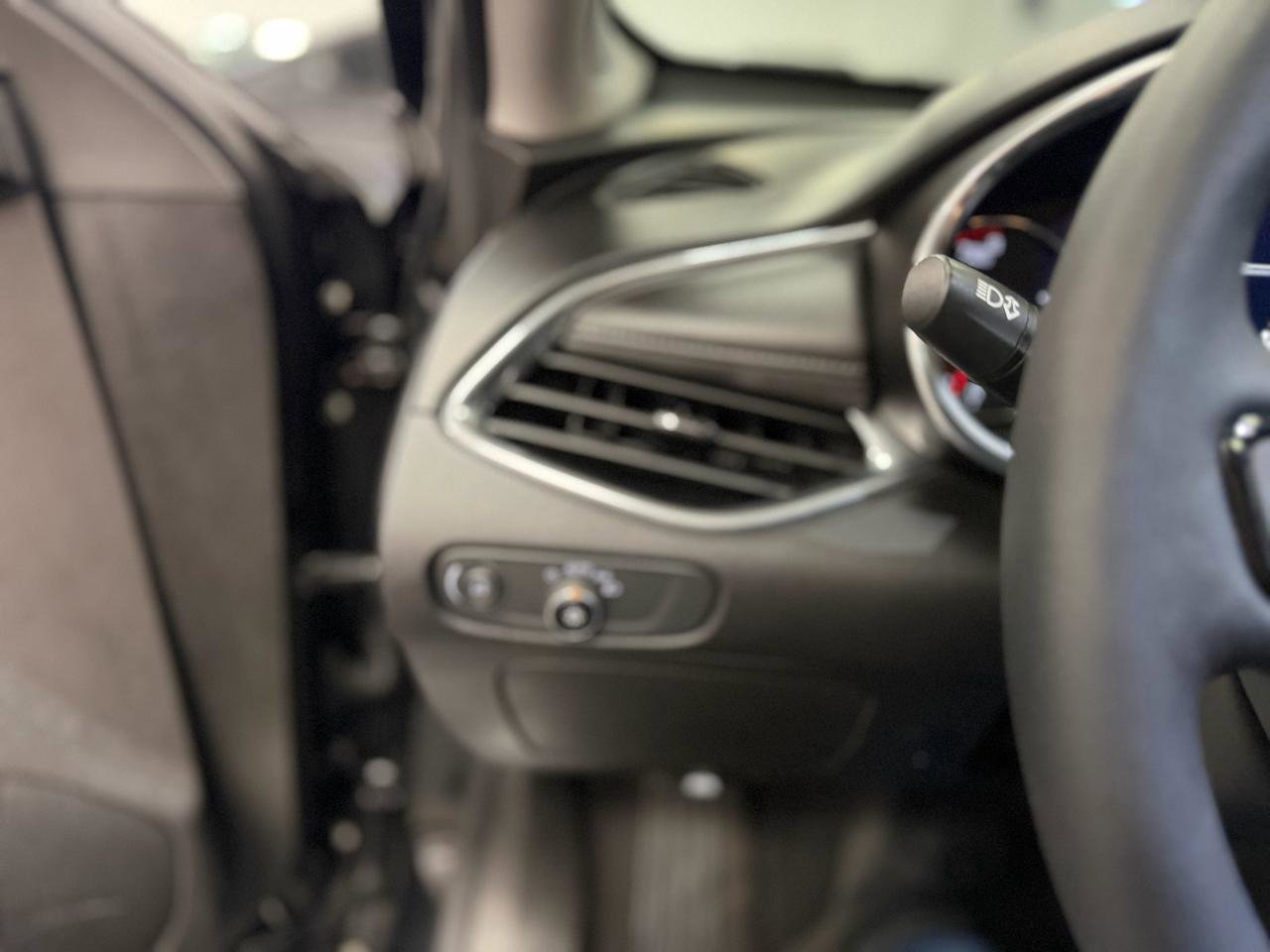 Used 2019 Chevrolet Malibu Premier w/ Sun and Wheel Package image 18