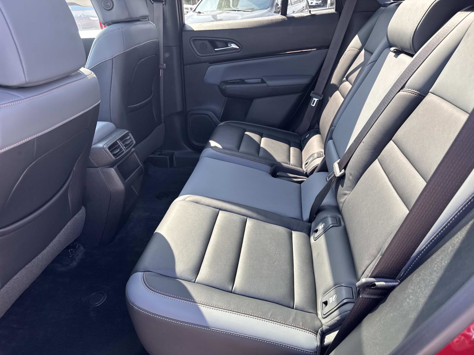 Used 2025 Honda Prologue Touring image 11