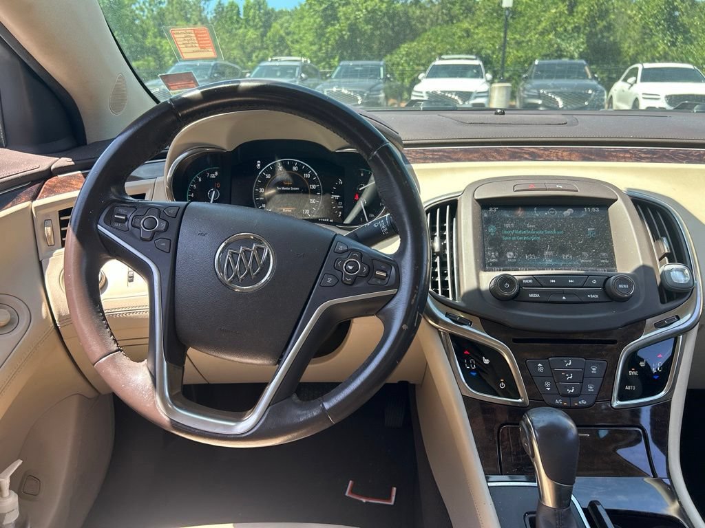 Used 2016 Buick LaCrosse Leather FWD image 8