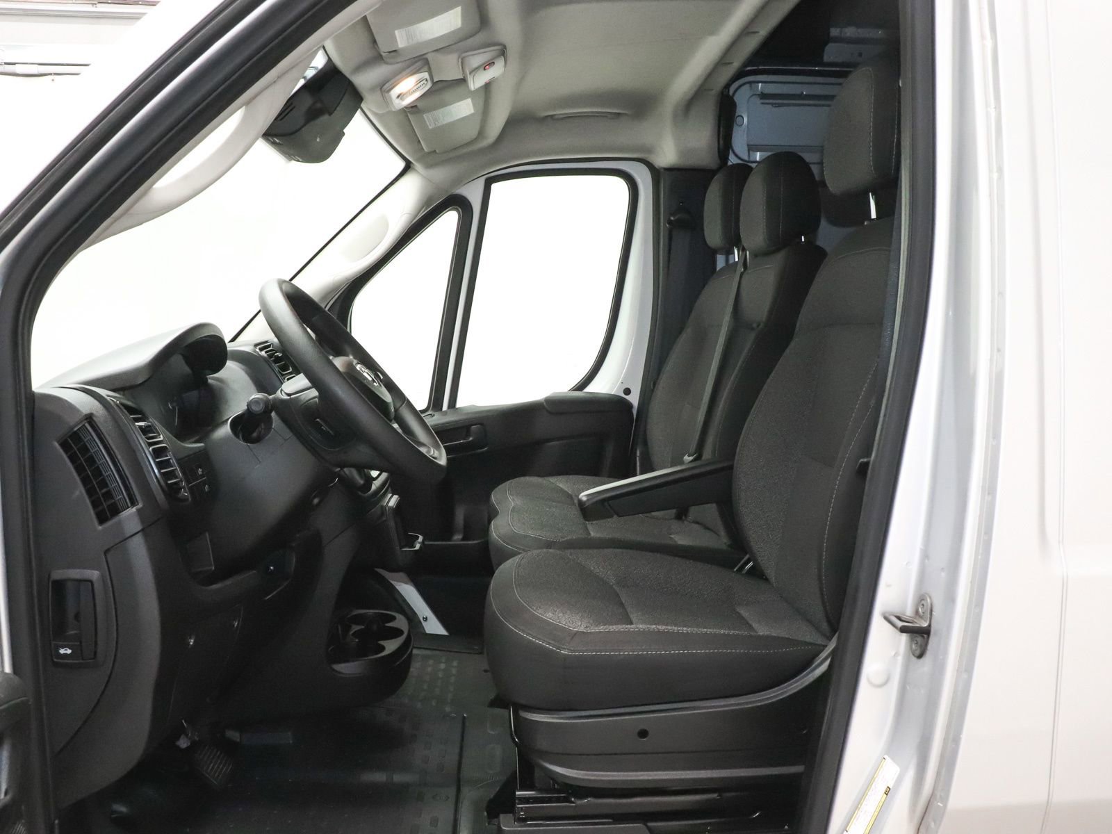Used 2023 RAM ProMaster 2500 FWD image 19
