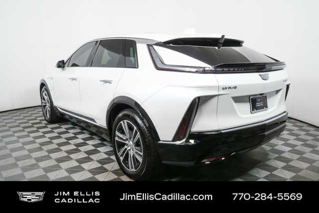 Certified 2024 Cadillac Lyriq Luxury image 29