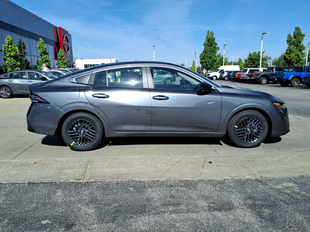 New 2026 Nissan Sentra SV w/ SV Convenience Package FWD image 9