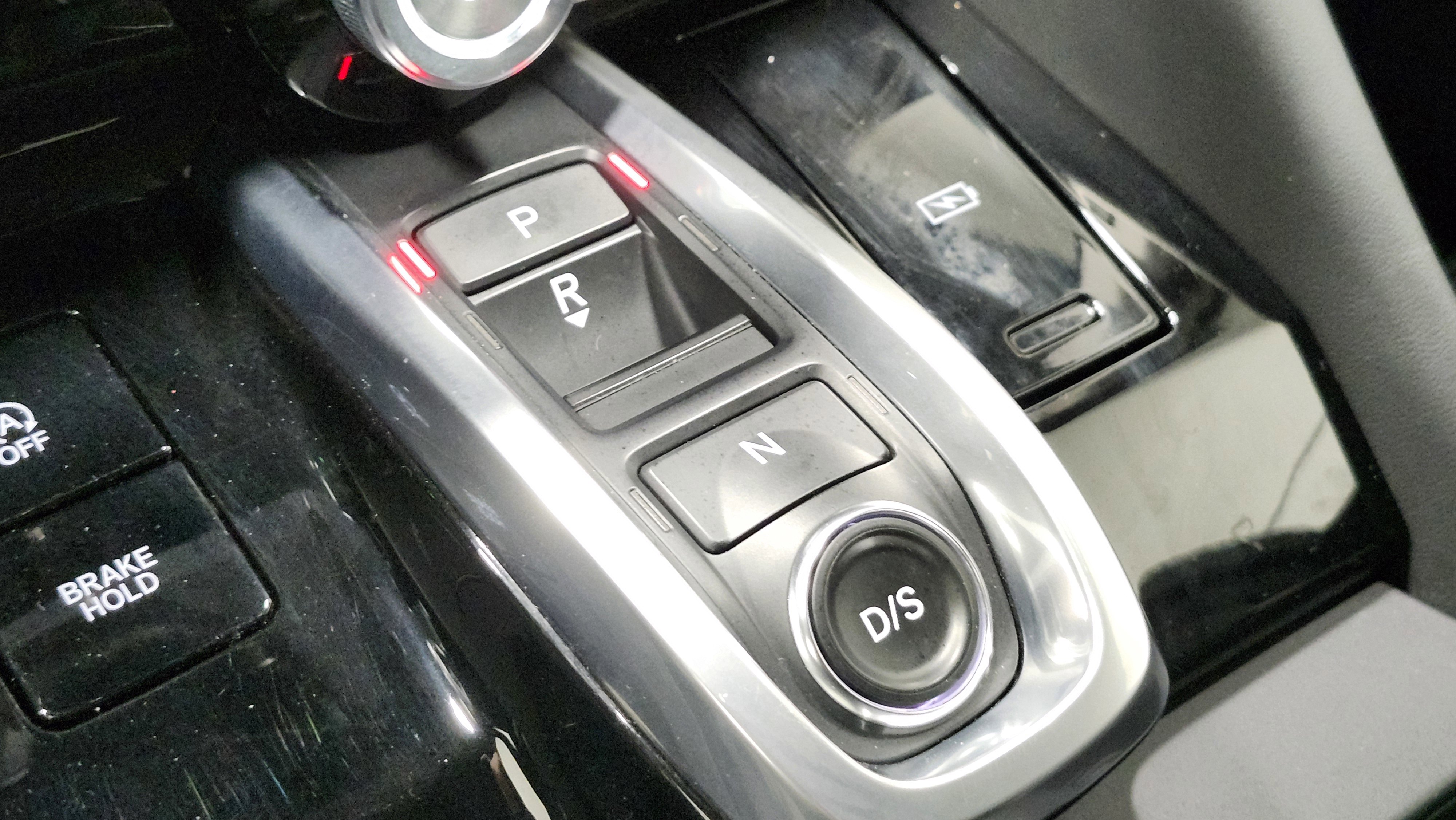 Used 2023 Acura MDX SH-AWD w/ Technology Package image 34