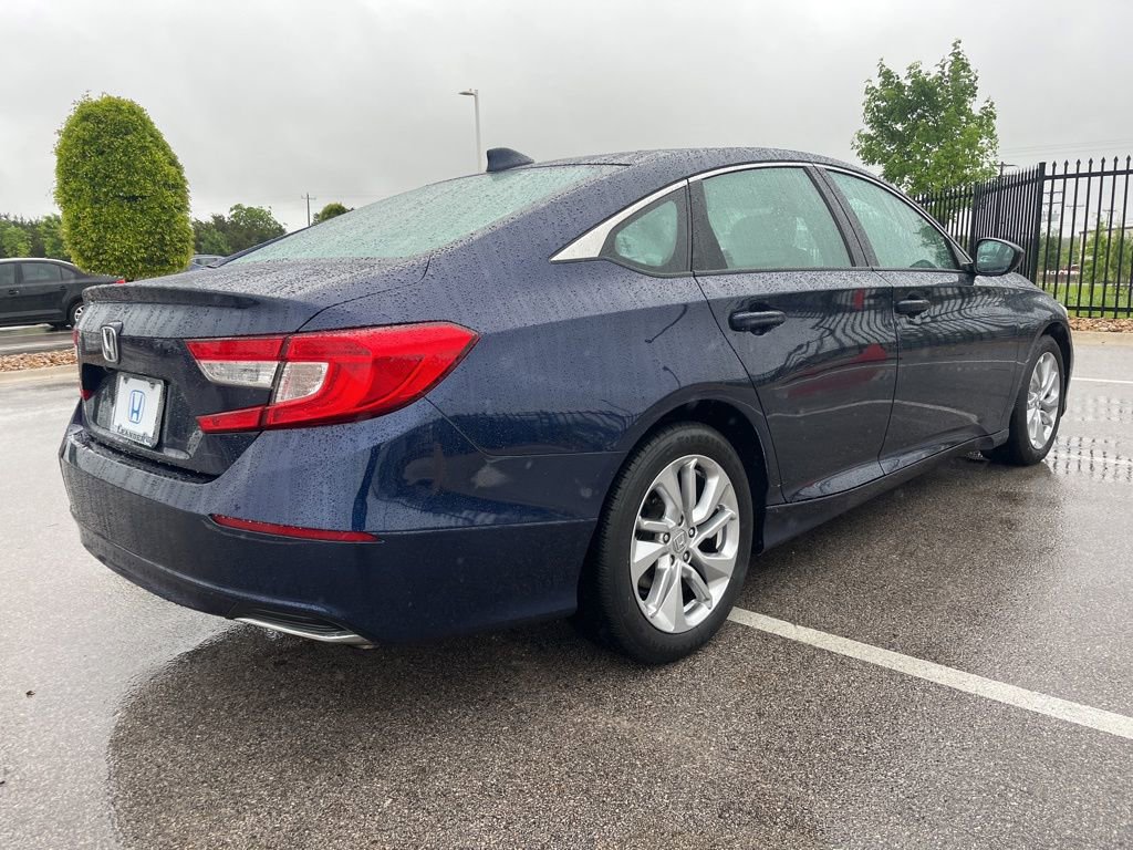 Certified 2018 Honda Accord LX image 4