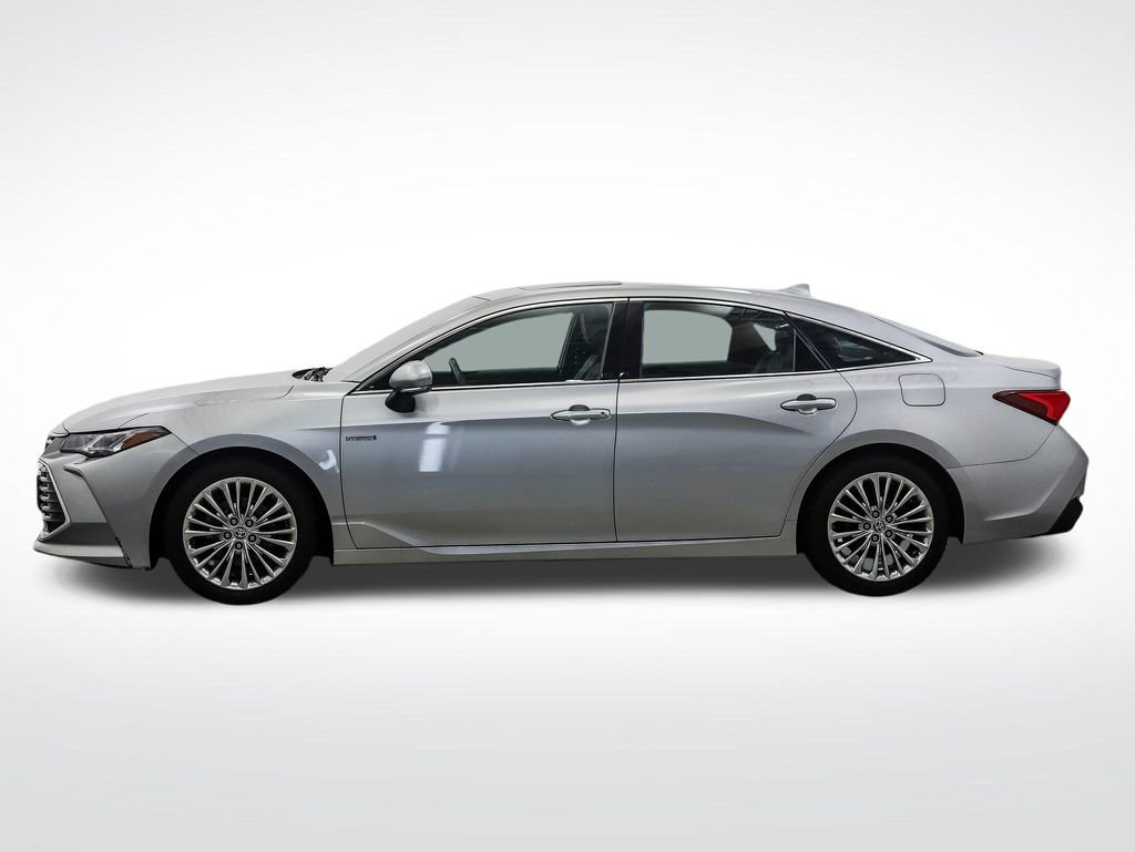 Used 2020 Toyota Avalon Limited w/ All Weather Liner Package FWD image 2