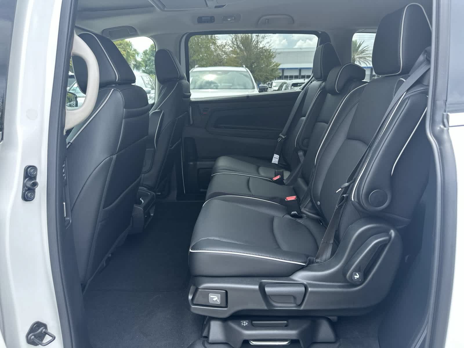 New 2027 Honda Odyssey Elite image 15
