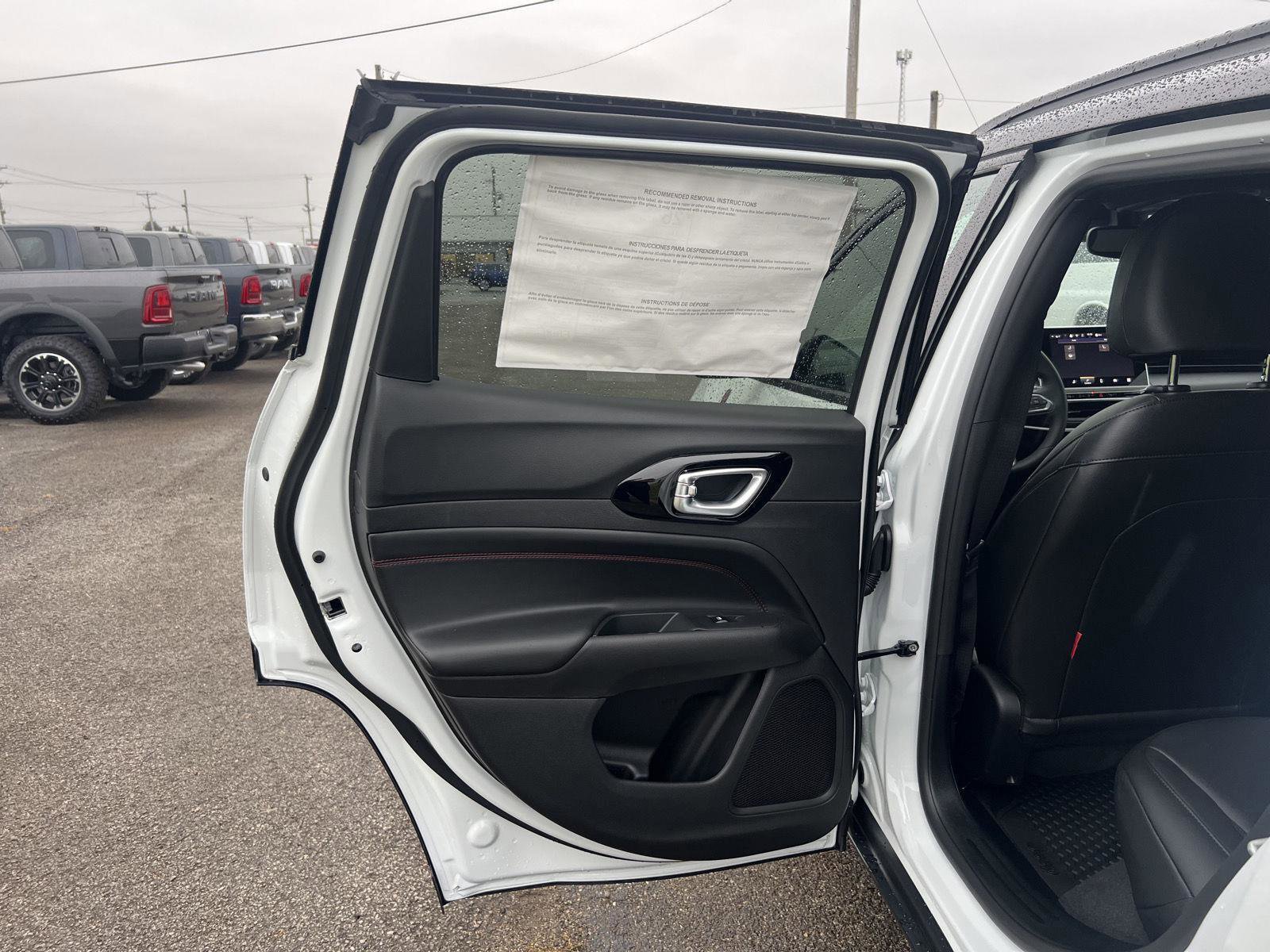 New 2026 Jeep Compass Trailhawk image 28