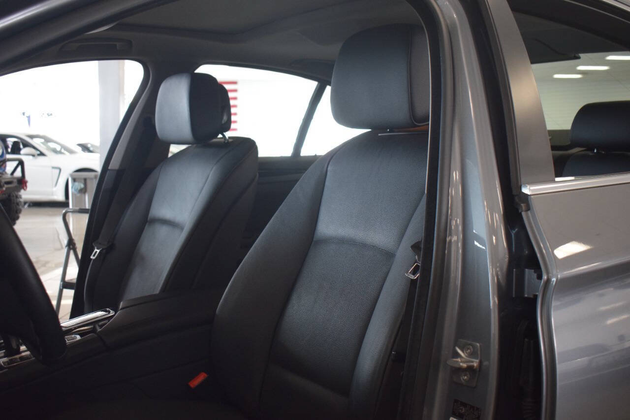 Used 2012 BMW 528i Sedan RWD image 58