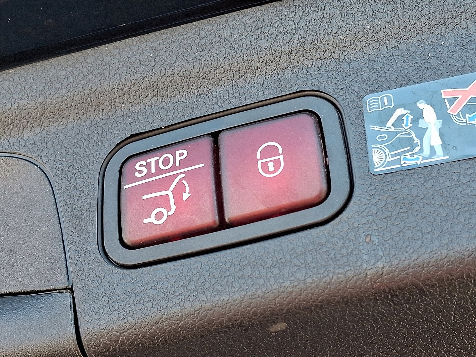 Certified 2026 Mercedes-Benz GLE 350 4MATIC image 30