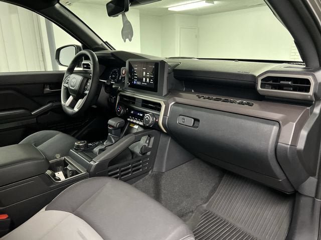 Used 2026 Toyota Tacoma TRD Sport w/ TRD Sport Upgrade Package AWD/4WD image 28