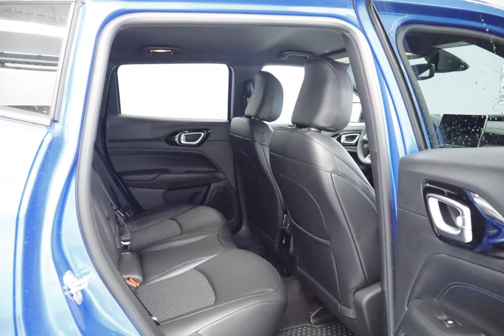 Certified 2026 Jeep Compass Latitude w/ Quick Order Package 29K AWD/4WD image 13