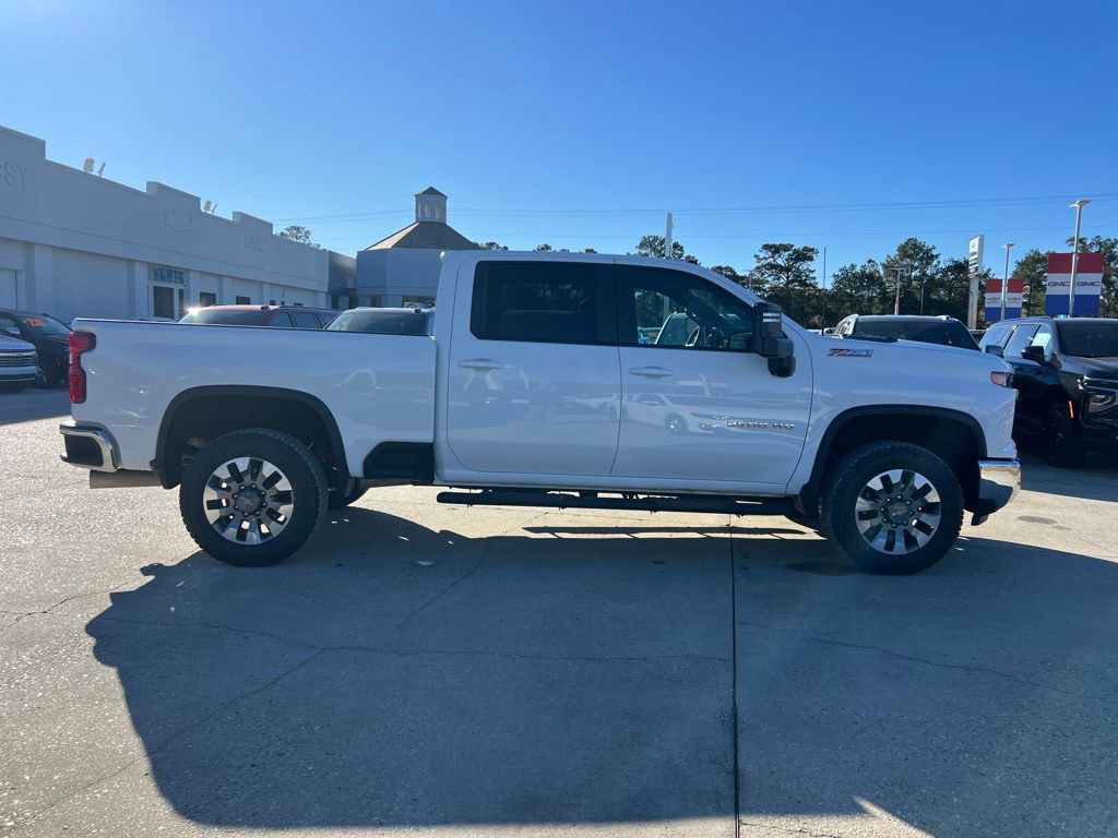 Used 2024 Chevrolet Silverado 2500 LT image 6