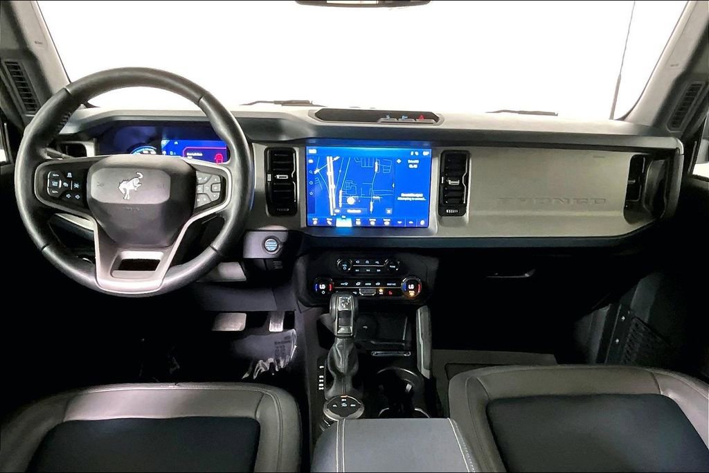 Used 2024 Ford Bronco Outer Banks image 15
