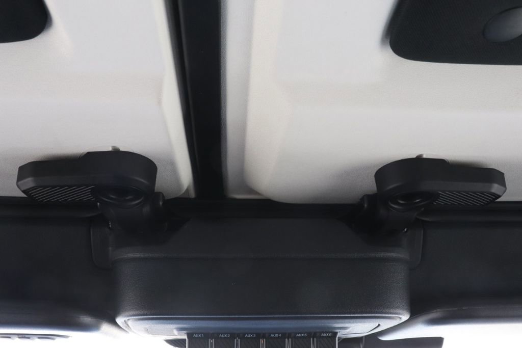 New 2025 Ford Bronco Badlands image 37