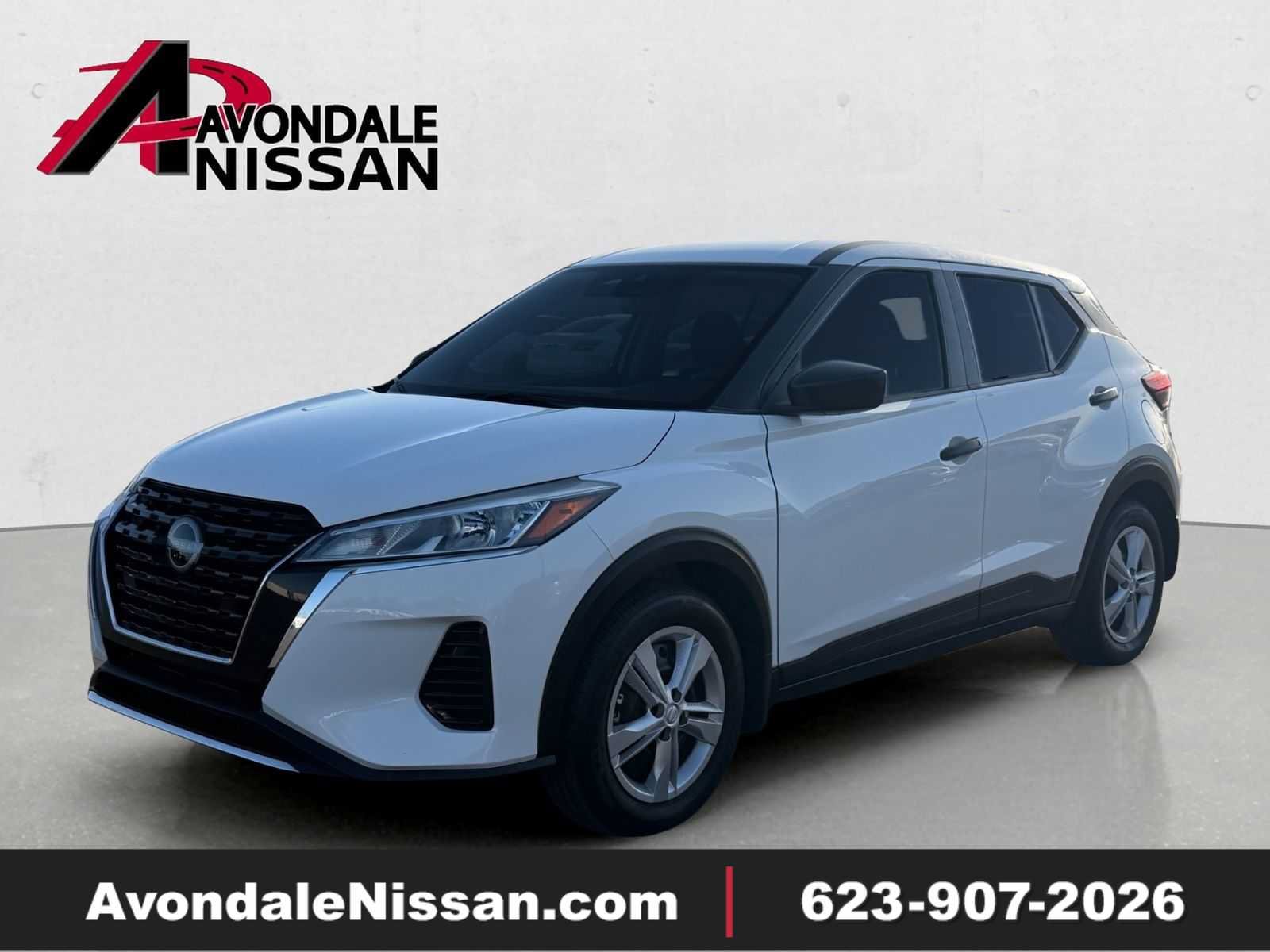 Certified 2025 Nissan Kicks Play S FWD image 1