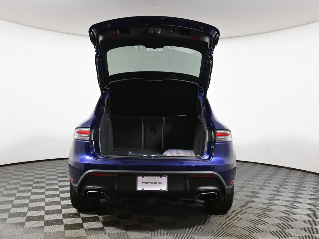 New 2026 Porsche Macan AWD/4WD image 42