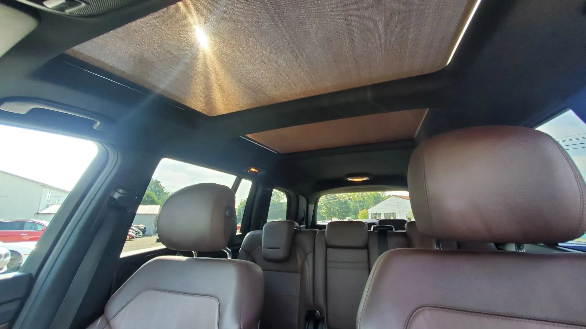 Used 2015 Mercedes-Benz GL 450 4MATIC image 33