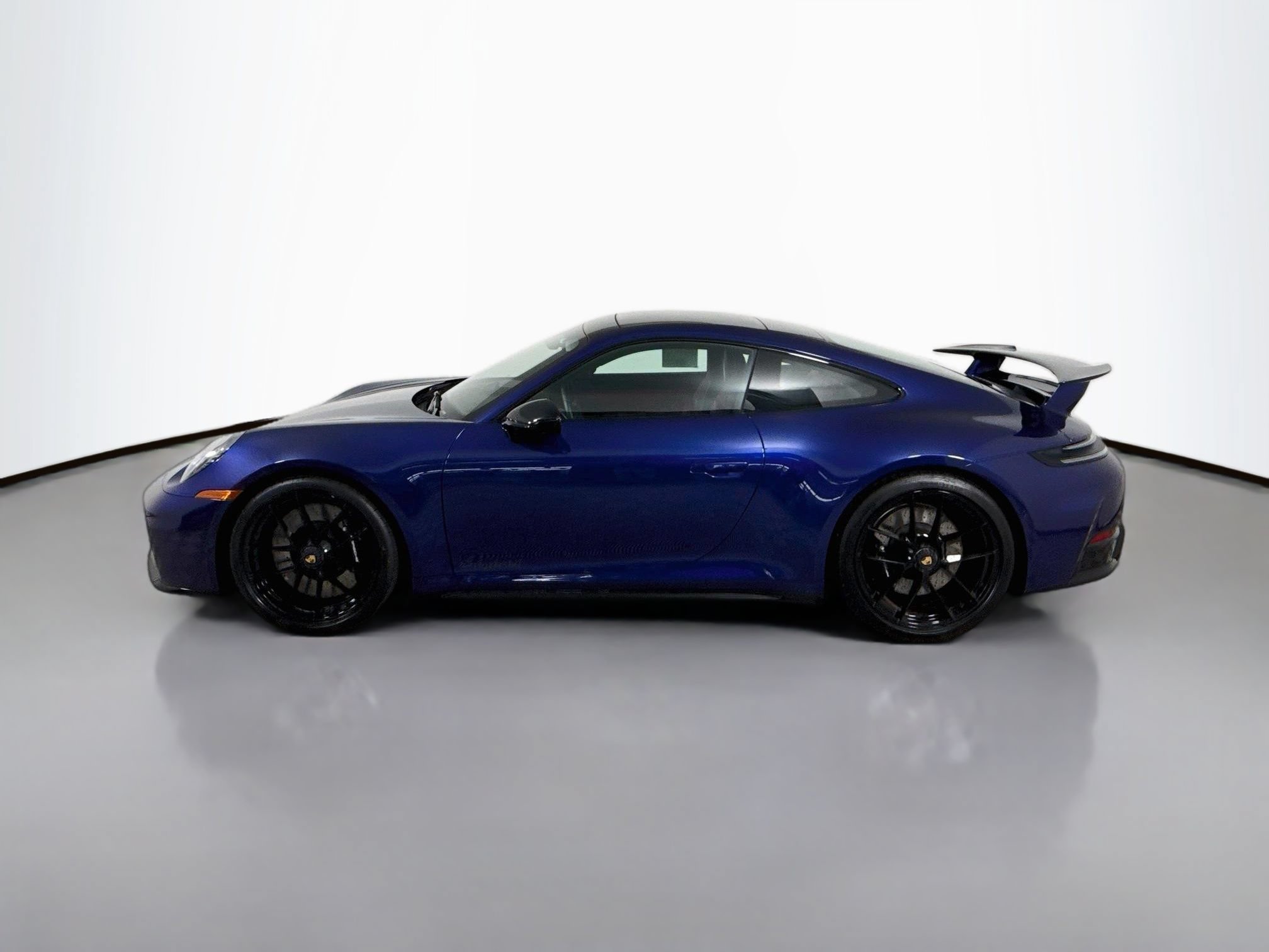 Certified 2025 Porsche 911 Carrera 4 GTS AWD/4WD image 2