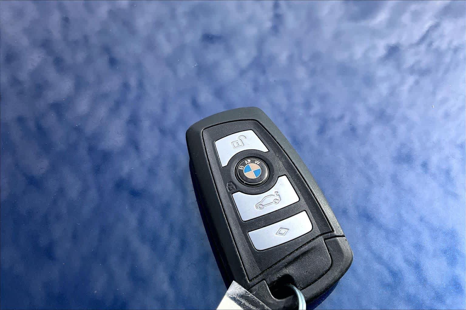 Used 2011 BMW 528i Sedan RWD image 13