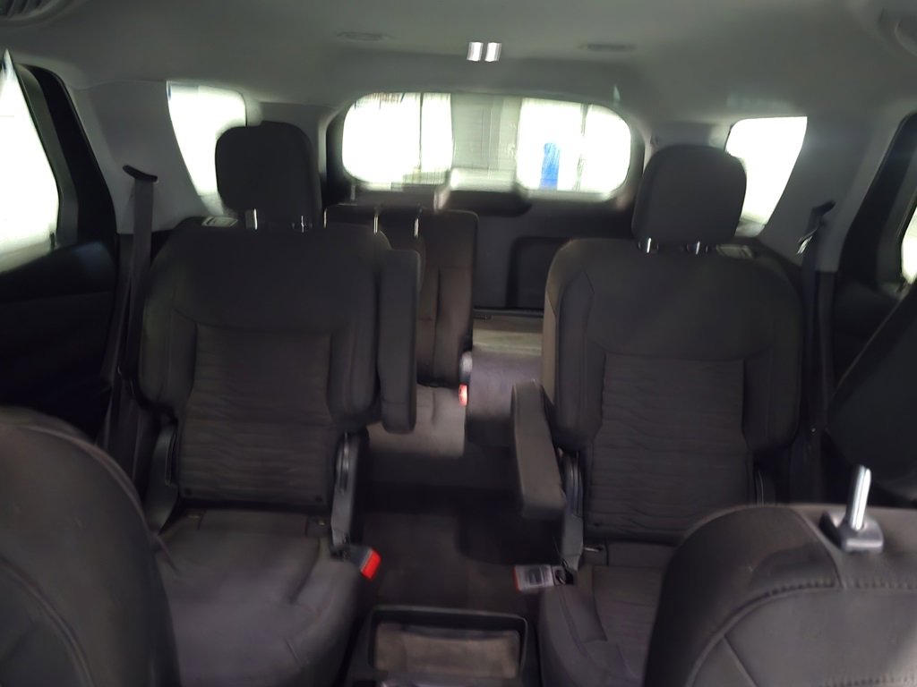 Used 2020 Ford Explorer XLT w/ Comfort Package image 17