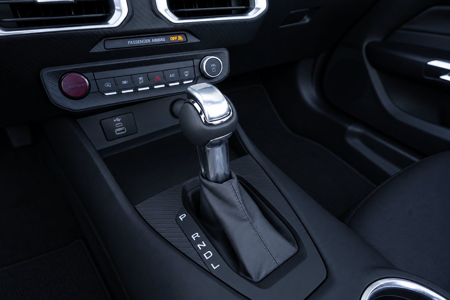 Used 2026 Ford Mustang Premium RWD image 38