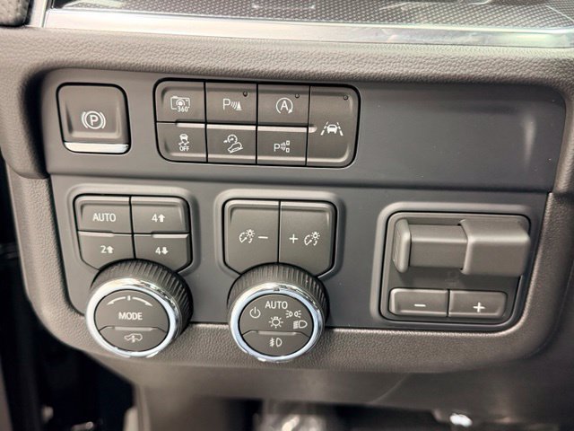 Certified 2026 Chevrolet Tahoe RST w/ RST Capability Package AWD/4WD image 17