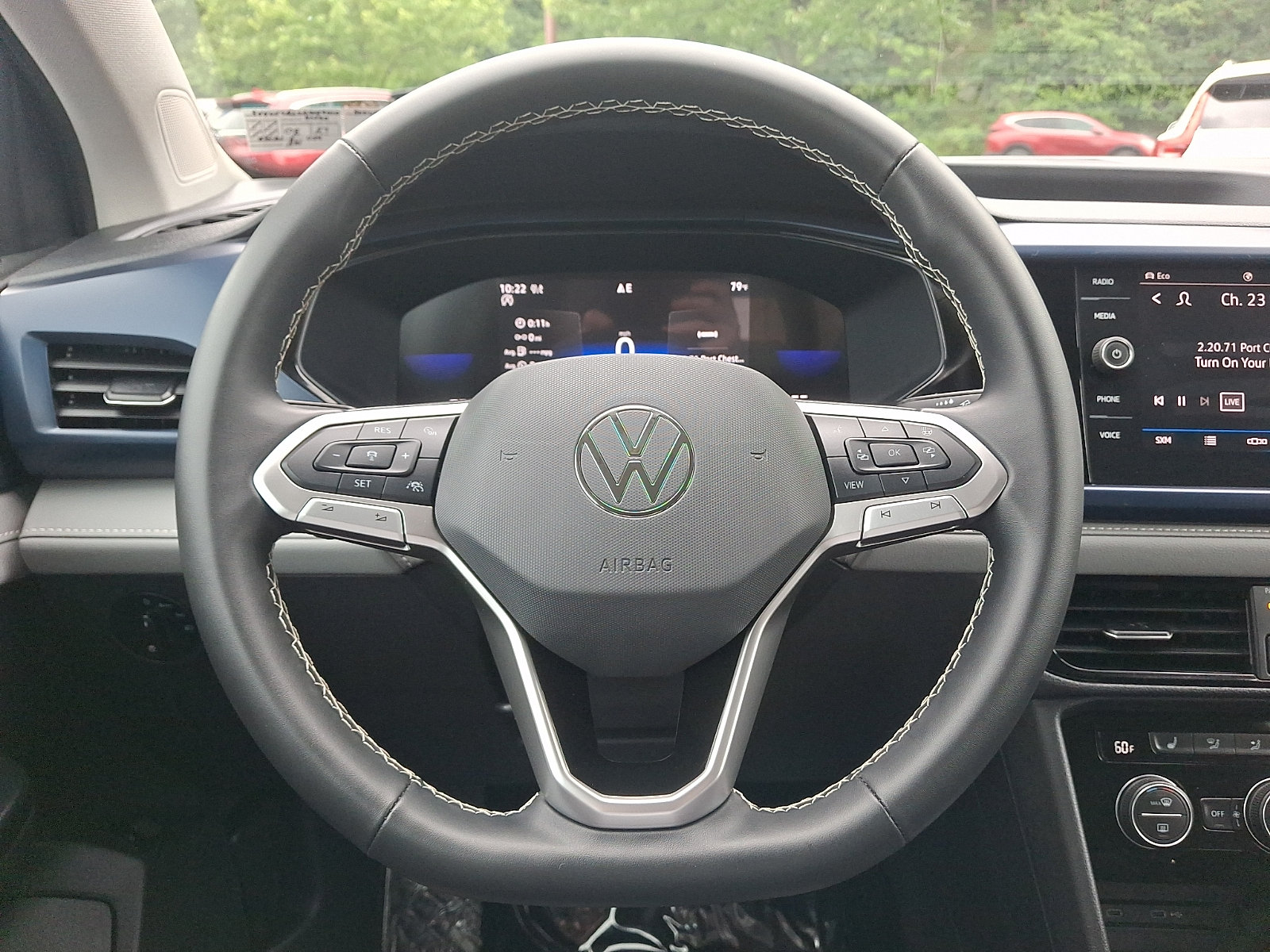 Used 2024 Volkswagen Taos SE AWD/4WD image 19