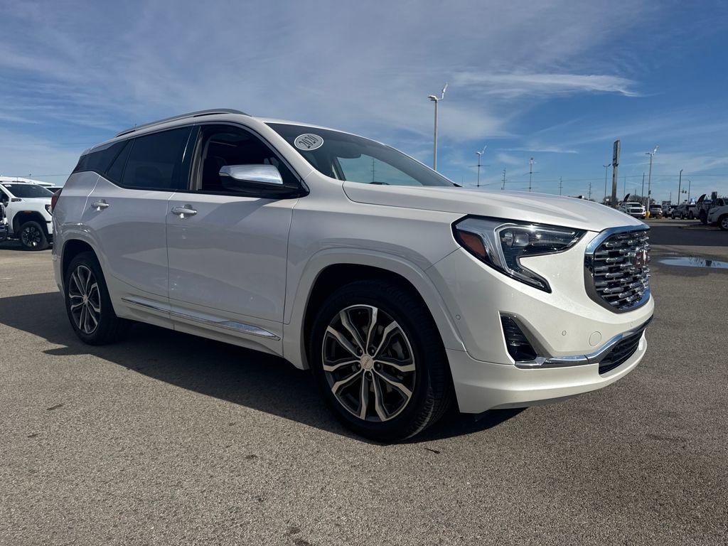 Used 2020 GMC Terrain Denali w/ Denali Premium Package image 9