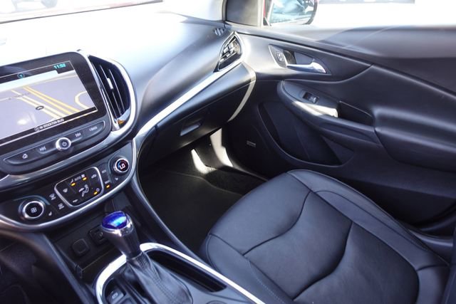 Used 2017 Chevrolet Volt Premier w/ Driver Confidence Package image 21