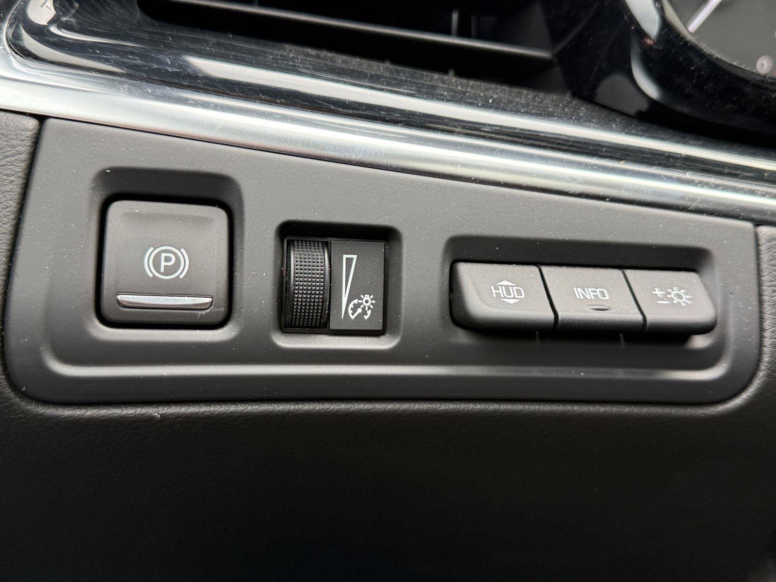 New 2025 Cadillac XT5 Premium Luxury w/ Technology Package image 22