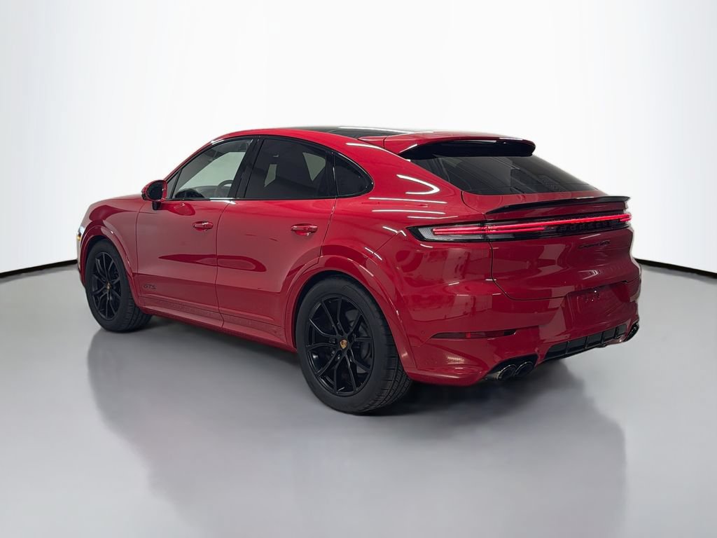Certified 2025 Porsche Cayenne GTS AWD/4WD image 3