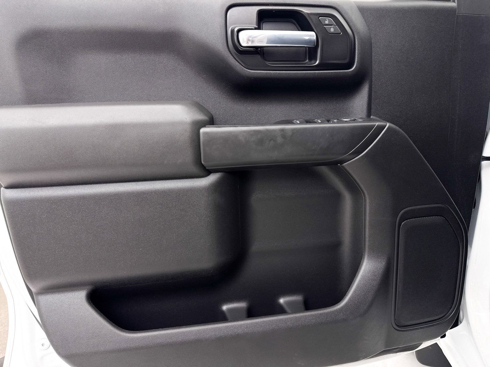 Used 2022 Chevrolet Silverado 1500 Custom image 24