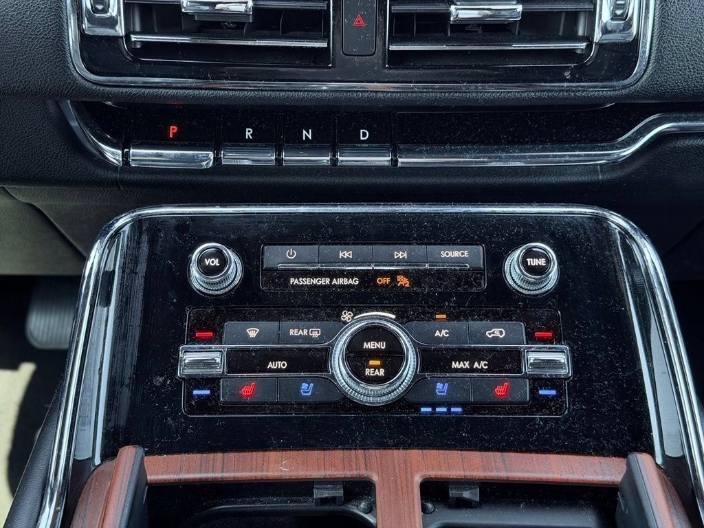 Used 2019 Lincoln Navigator L Reserve AWD/4WD image 49