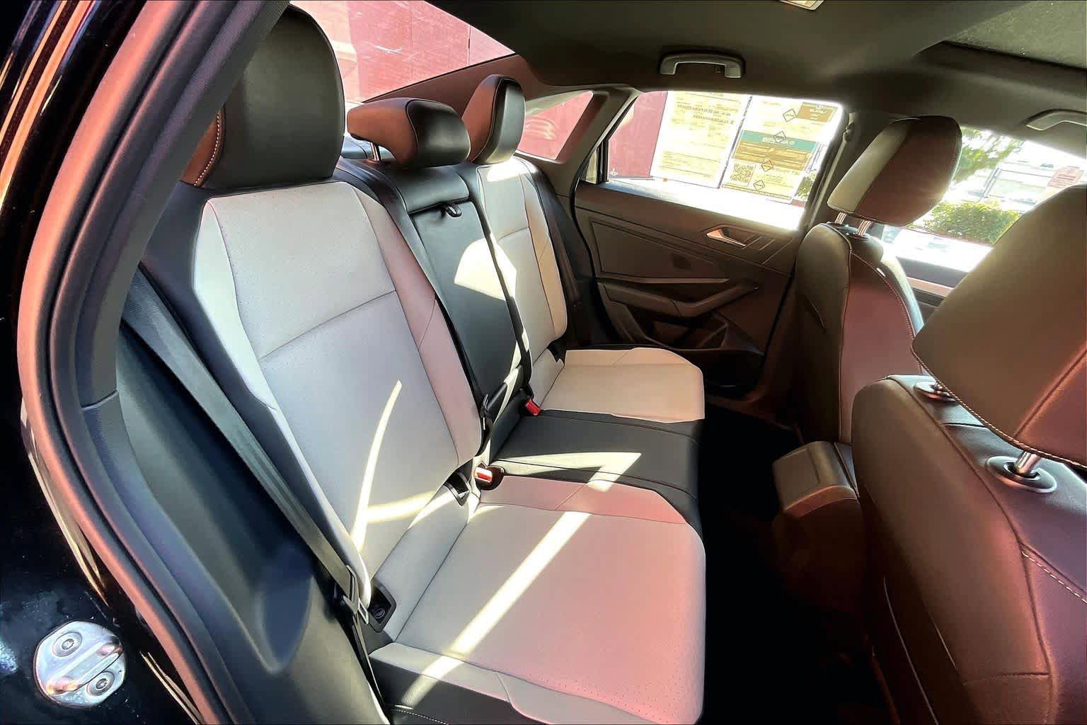 Used 2019 Volkswagen Jetta R-Line FWD image 19