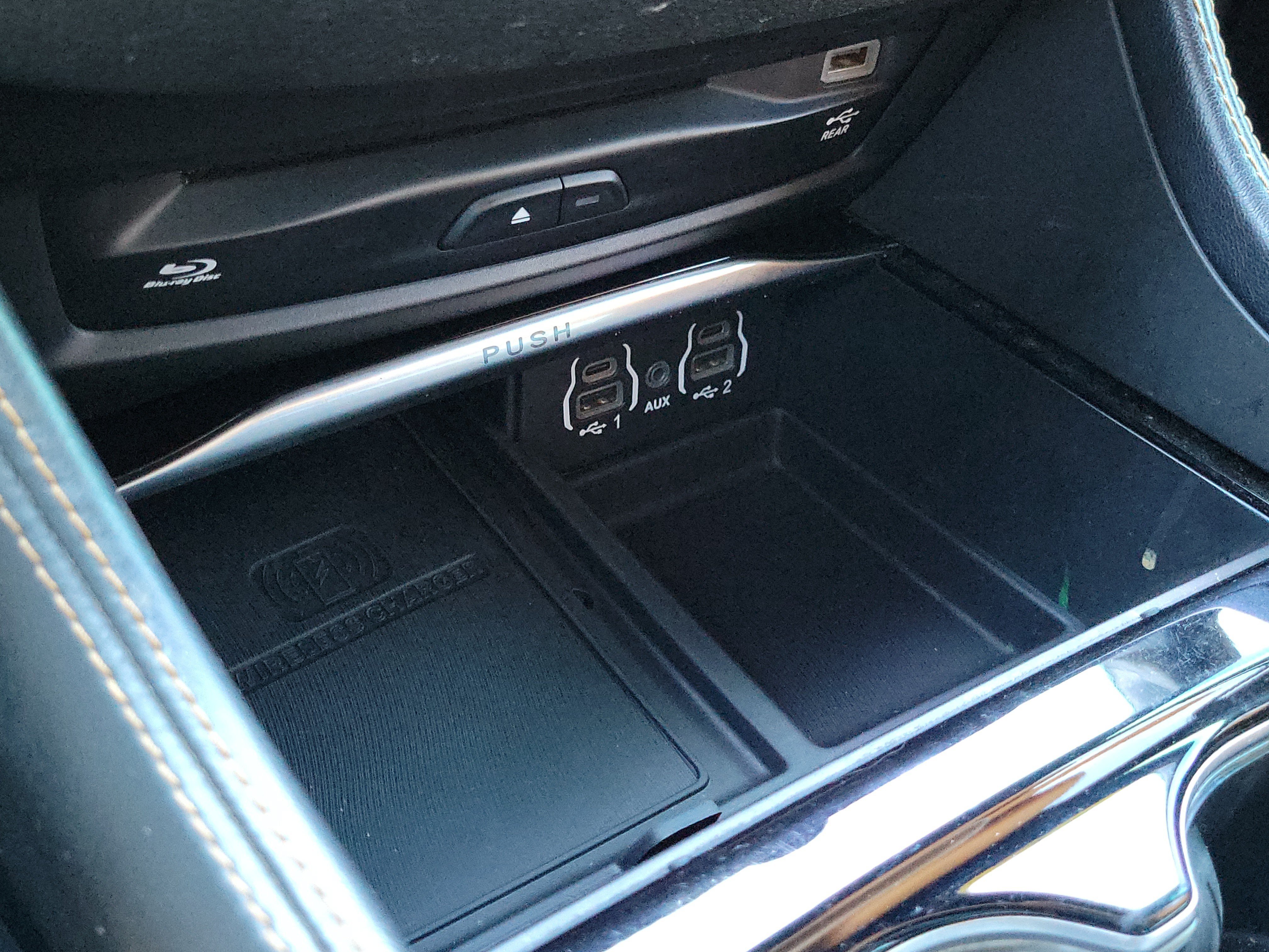 Used 2021 Chrysler Pacifica Pinnacle FWD image 39