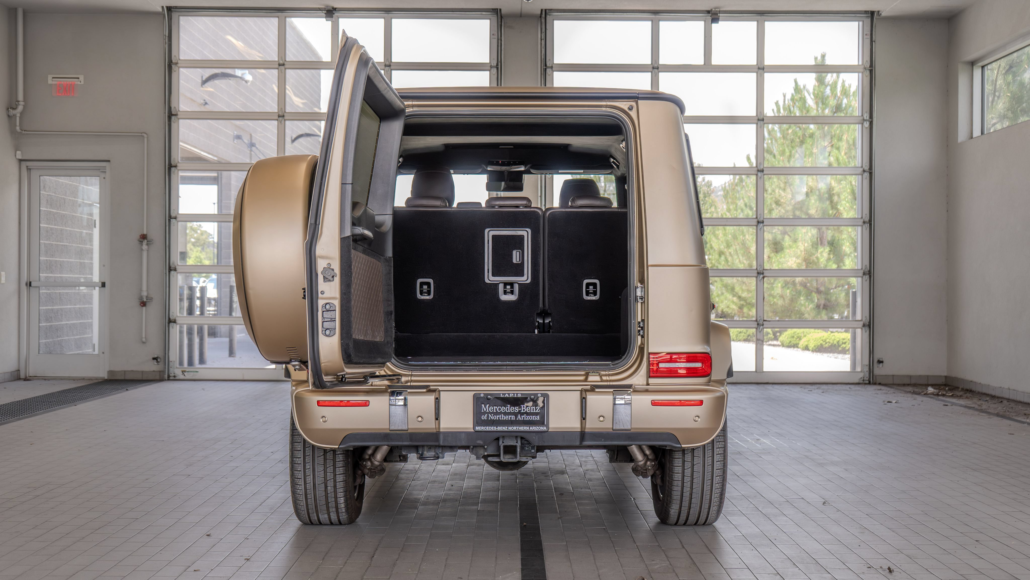 Used 2023 Mercedes-Benz G 550 image 16