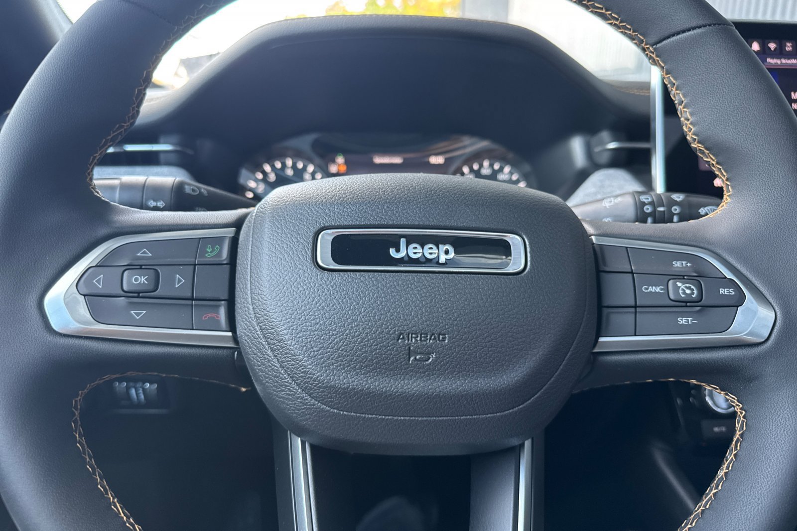 New 2026 Jeep Compass Latitude AWD/4WD image 21
