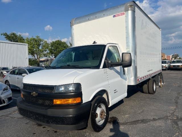 Used 2021 Chevrolet Express 4500 Extended w/ Power Convenience Package RWD image 2