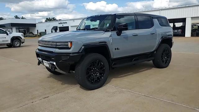 New 2026 GMC Hummer EV SUV w/ LPO, Dark Essentials Package image 4
