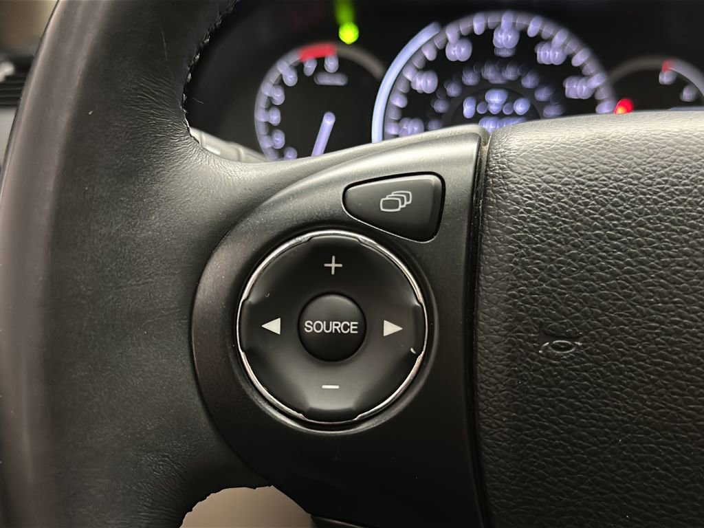 Used 2015 Honda Accord EX-L image 24