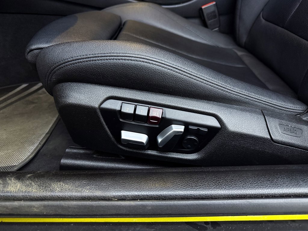 Used 2018 BMW M4 Coupe w/ Competition Package image 18