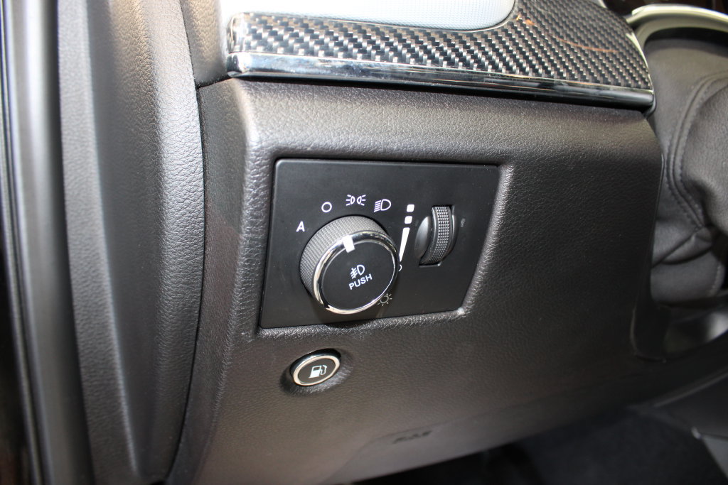 Used 2019 Jeep Grand Cherokee SRT AWD/4WD image 21