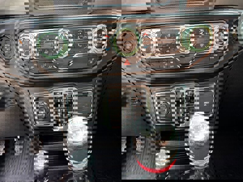 Used 2020 Jeep Wrangler Unlimited Sport image 37